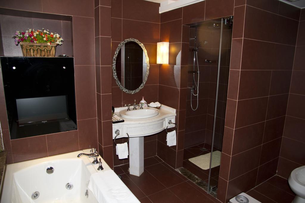 Xiao Xiang Hotel Beijing Exterior photo
